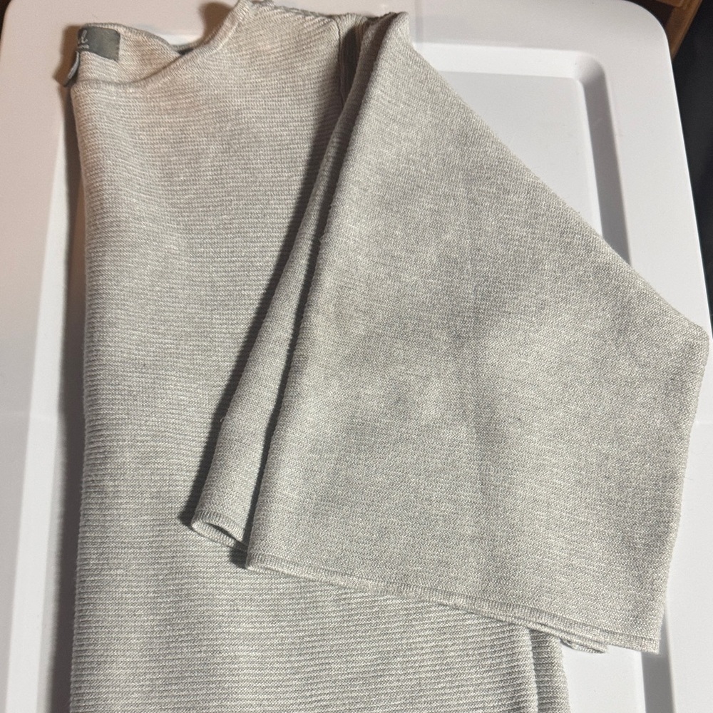 Marled Light grey Ribbed Knit Women's sweater